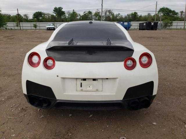 2015 NISSAN GT-R PREMIUM WHATSAPP +971568033279