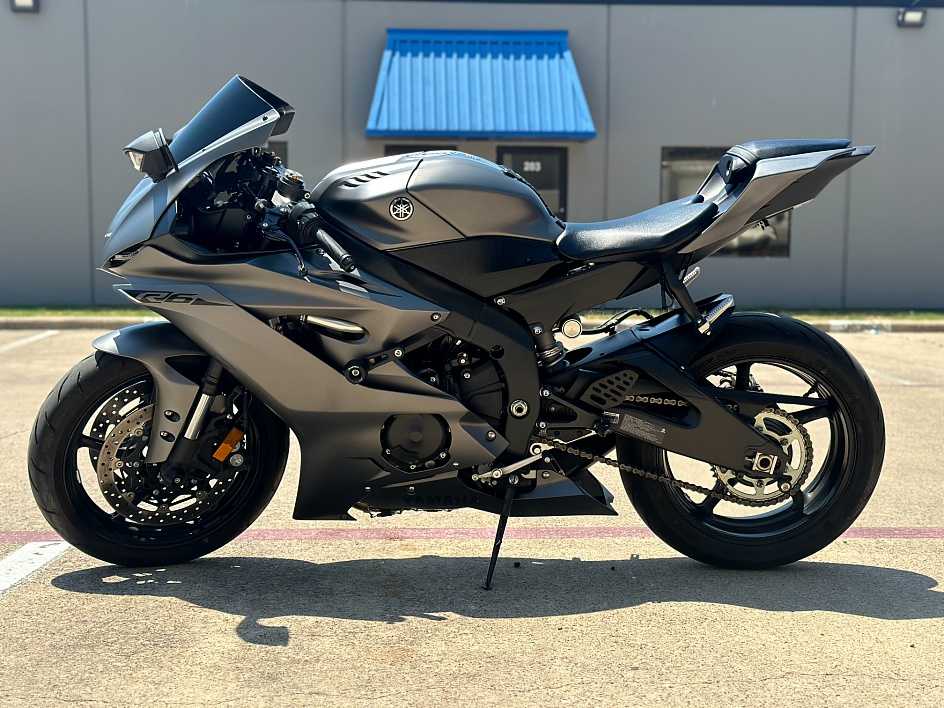 2018 Yamaha YZF R6 WhatsApp +13236413248