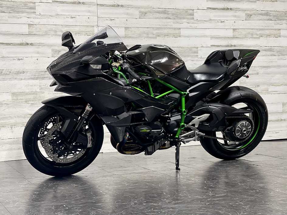 2023 Kawasaki Ninja H2 +974 66574363