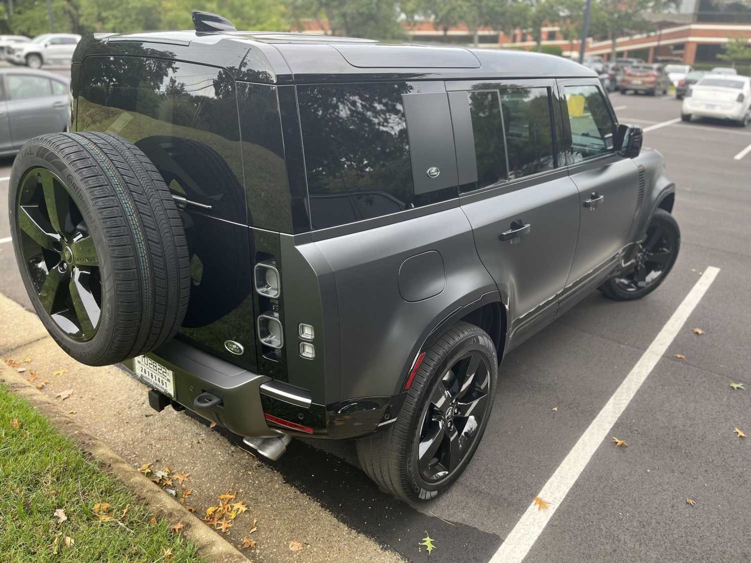 2023 Land Rover Defender 110 V8 Carpathian Edition