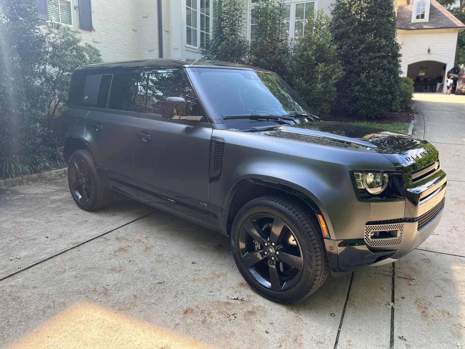 2023 Land Rover Defender 110 V8 Carpathian Edition