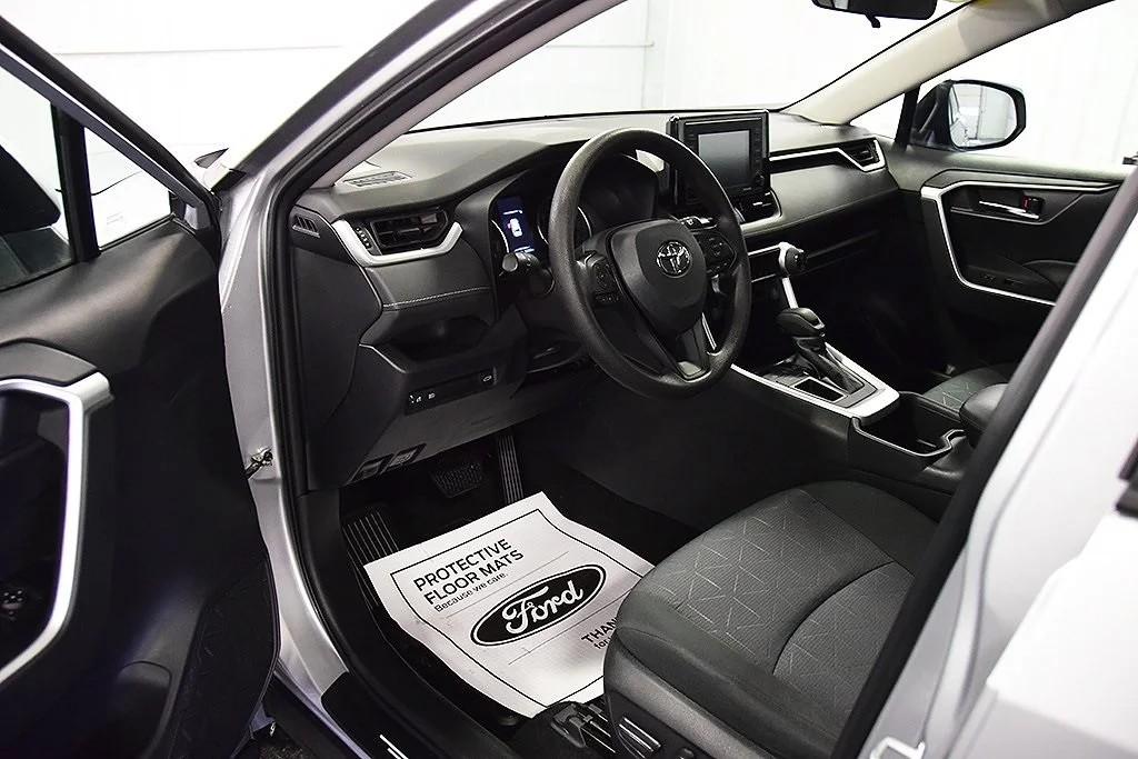 BUY CLEAN USED 2022 Toyota RAV4 XLE Full Option