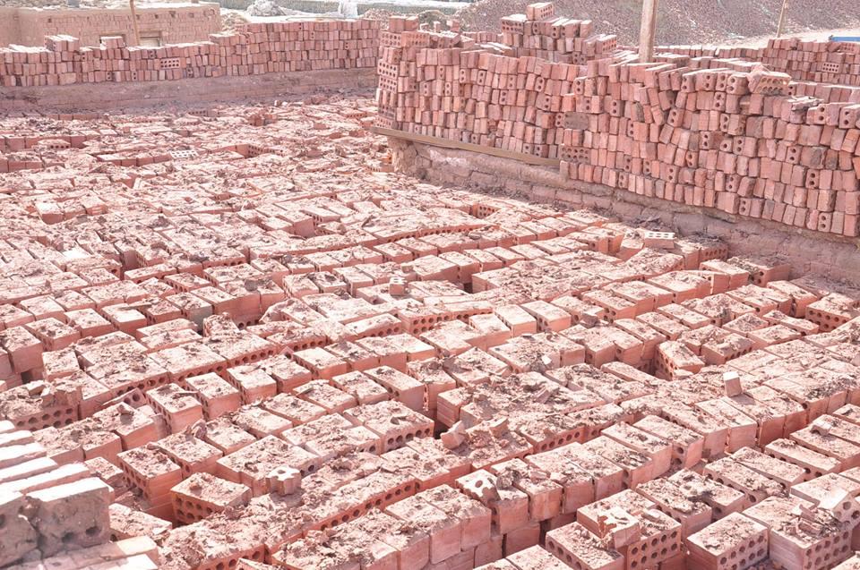 طوب طفلي احمر معتمد في كل المشاريع