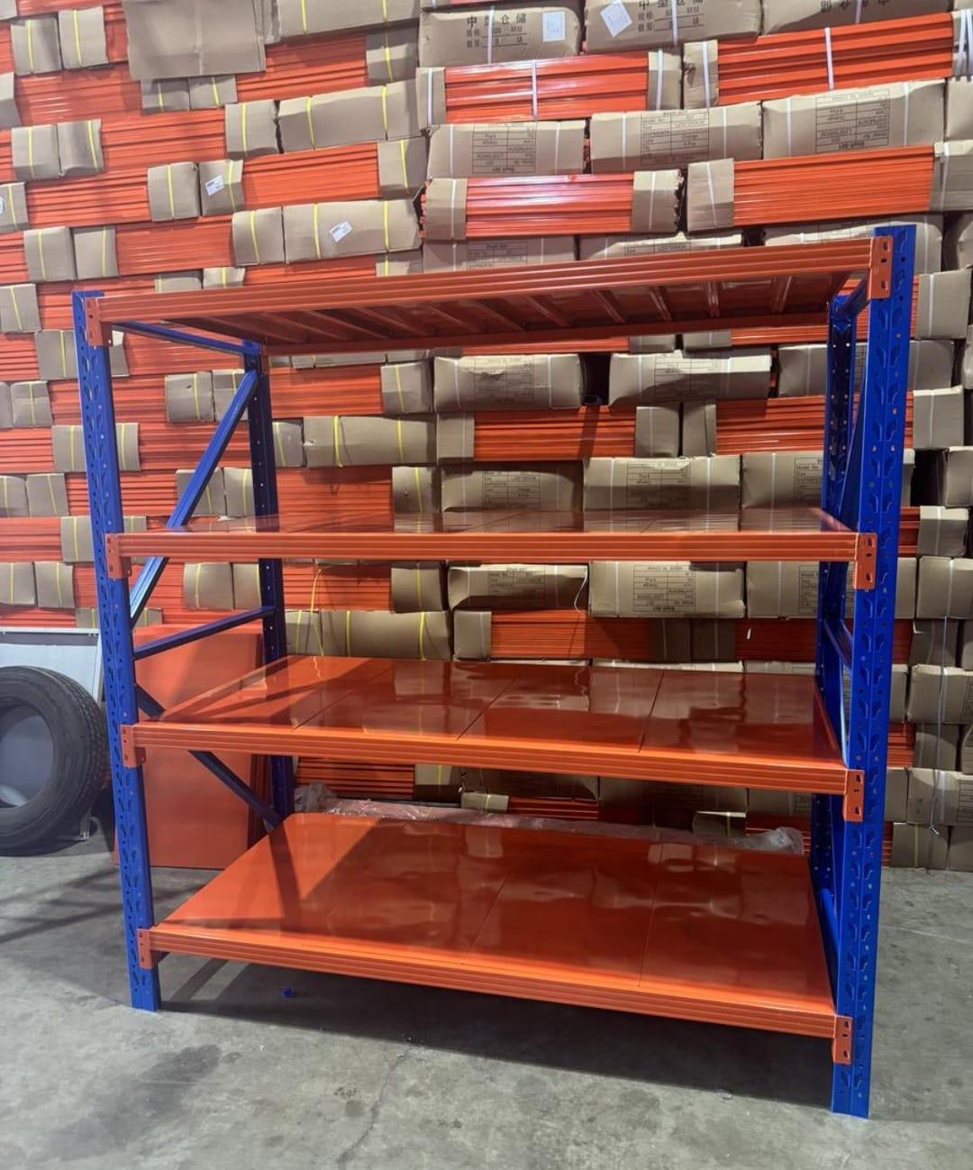 رفوف تخزين رفوف