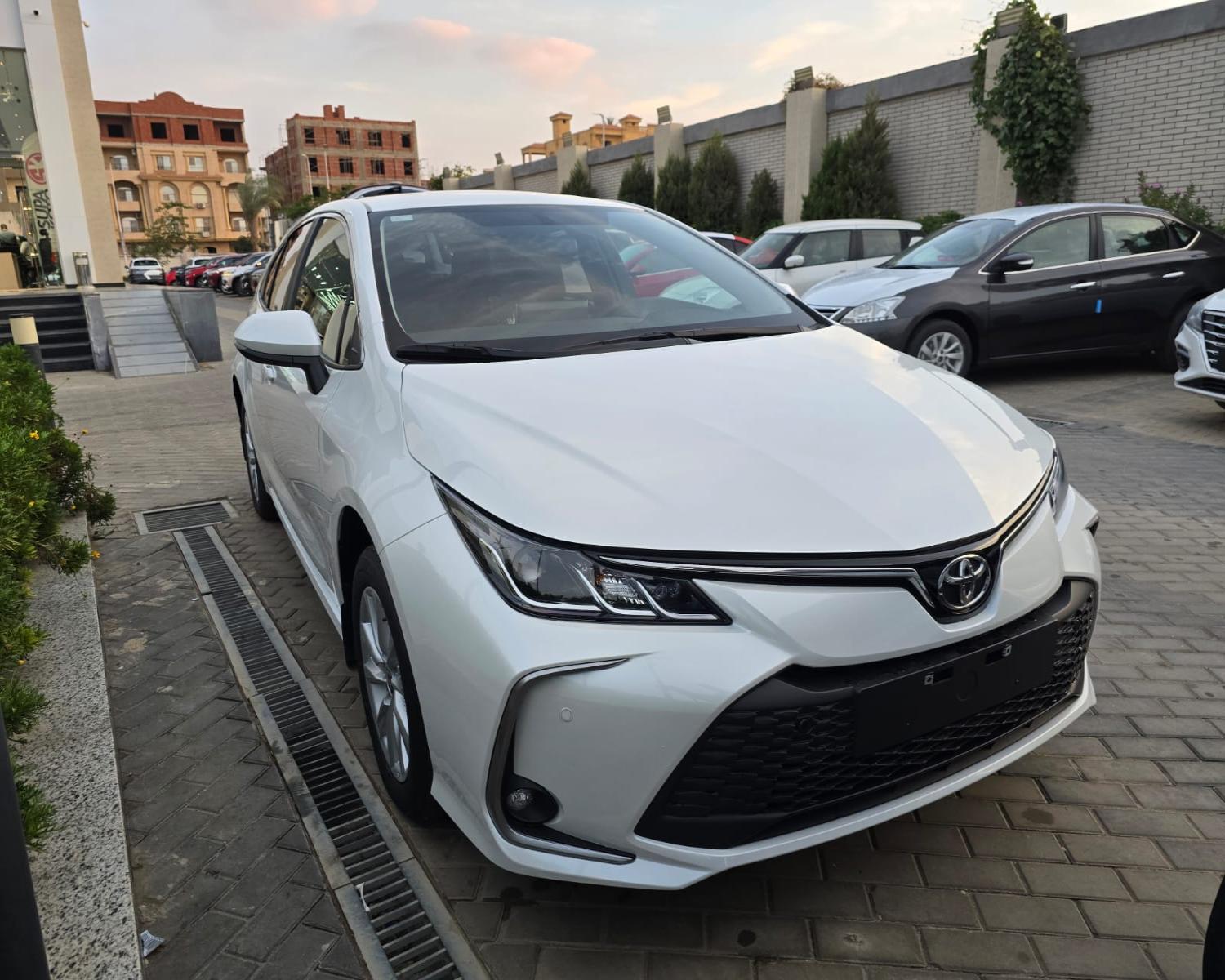 ايجار سياره تويوتا كورولا موديل2025 بالسائق