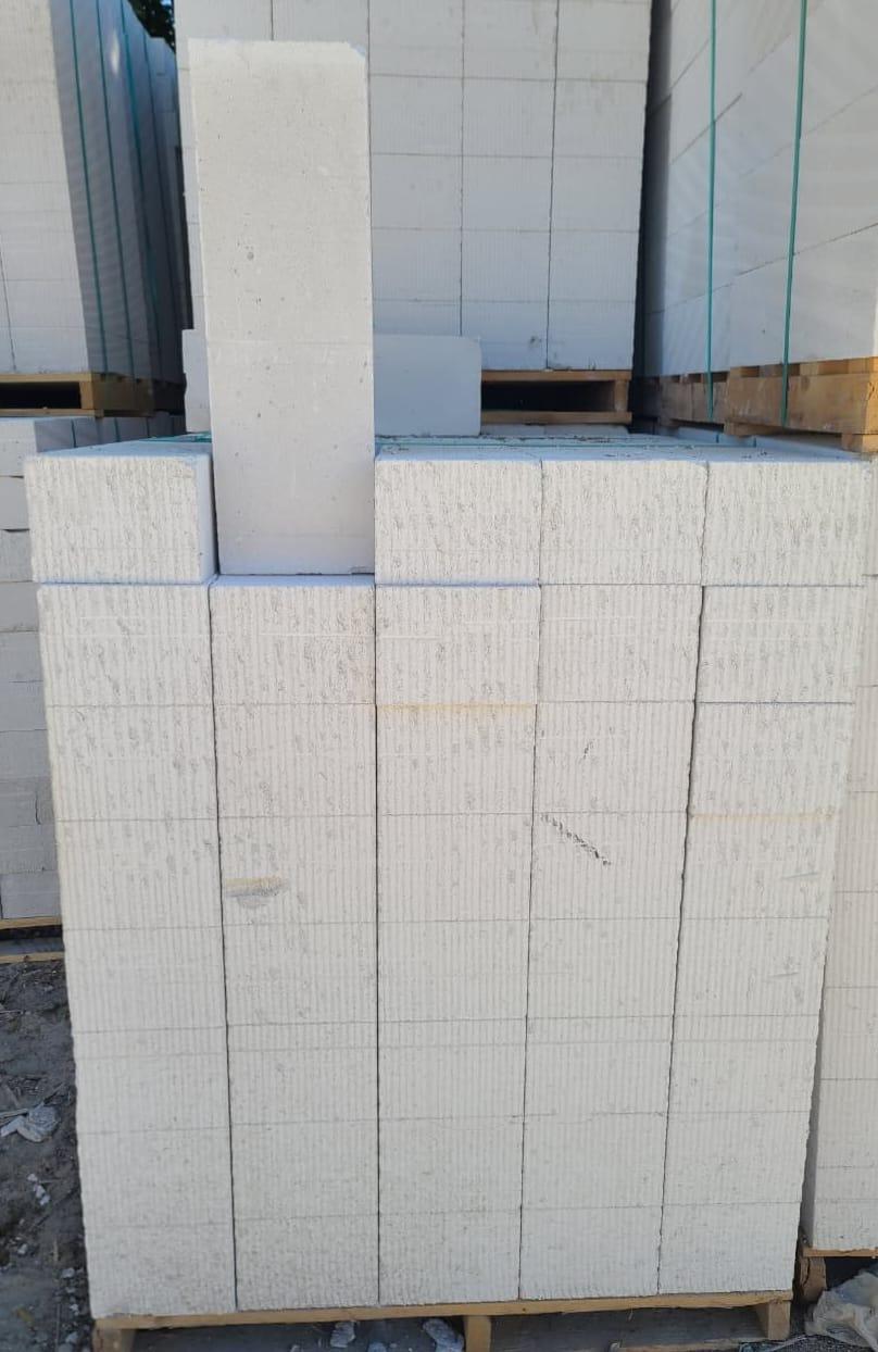 بناء أسرع وتشطيب أحسن مع الطوب الأبيض الرغوي من توريد شركة النور