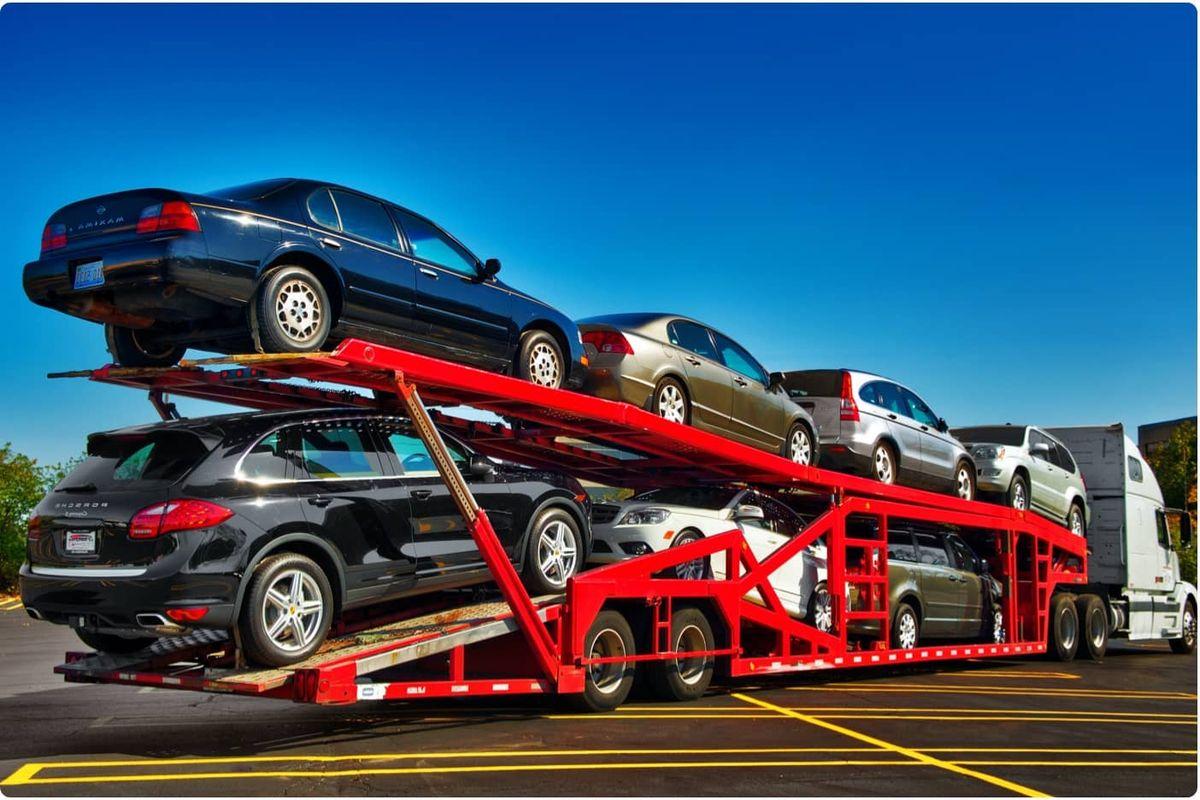 Car Transport Flatbed Truck from Dubai to Saudi Arabia, Kuwait, Qatar, Bahrain, and Oman