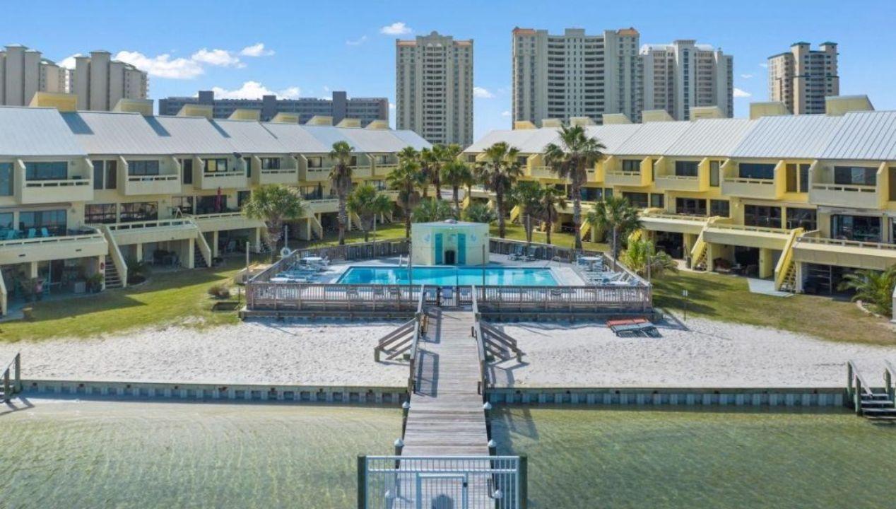 New Single-Family Homes in Navarre Beach for Modern Living