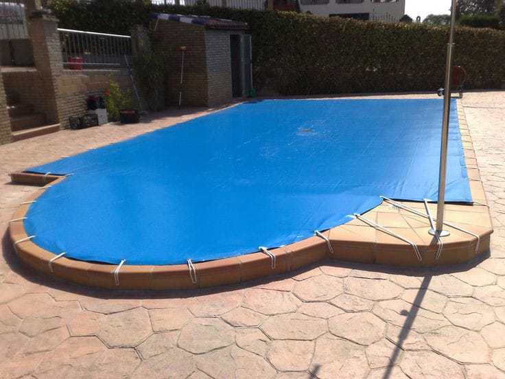 Couverture de piscine