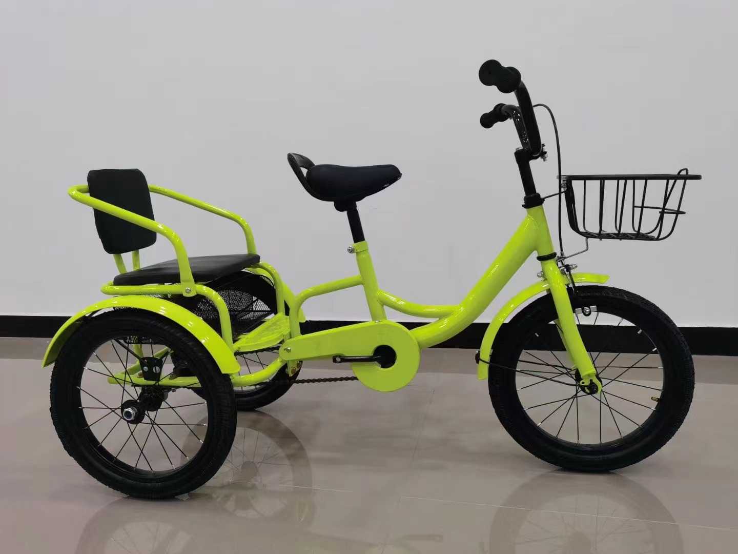 Sales of children's tricycles children's electric cars +86 13011457878