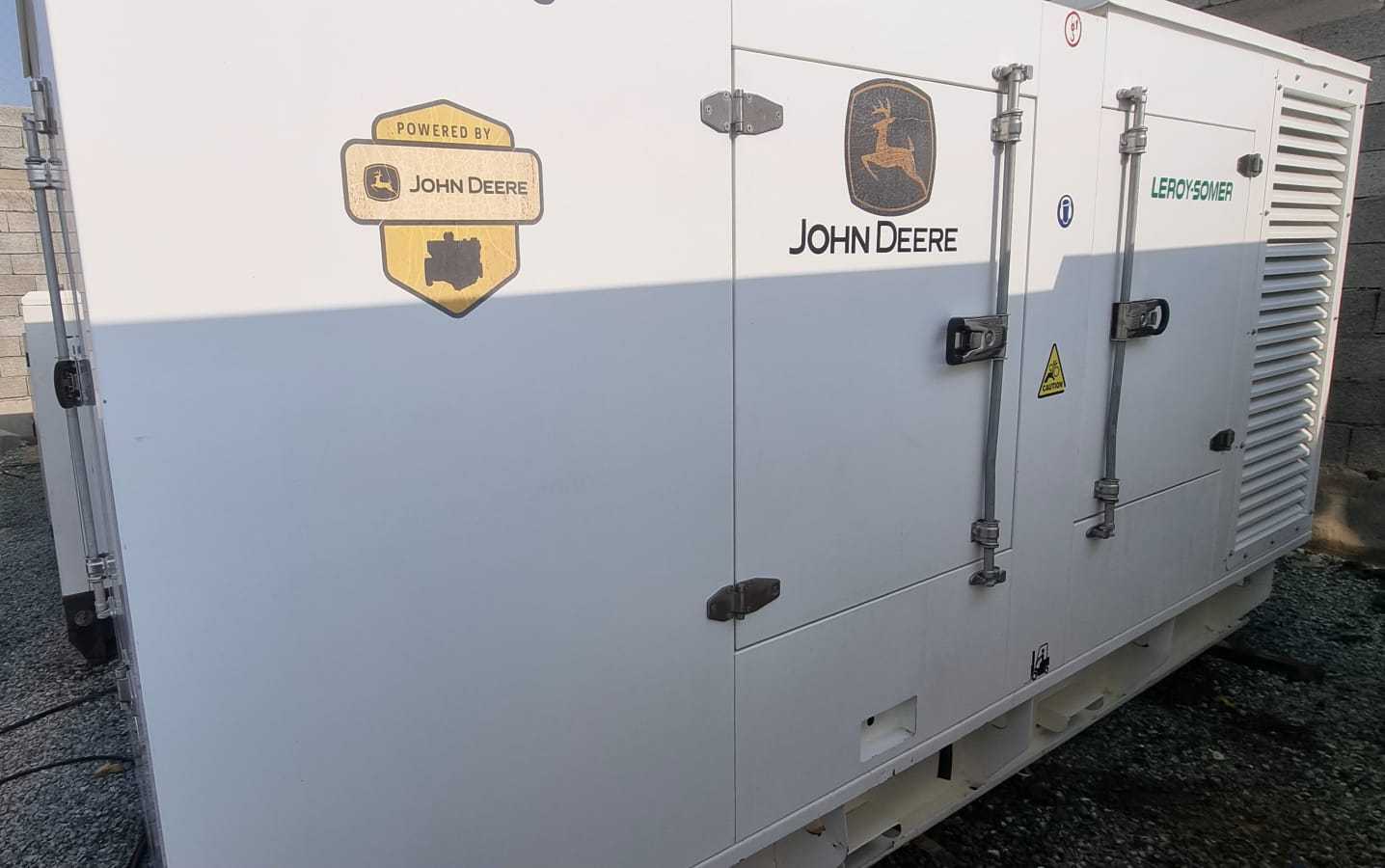 مولد كهرباء جوندير كاتم صوت - John Deere Soundproof Generator