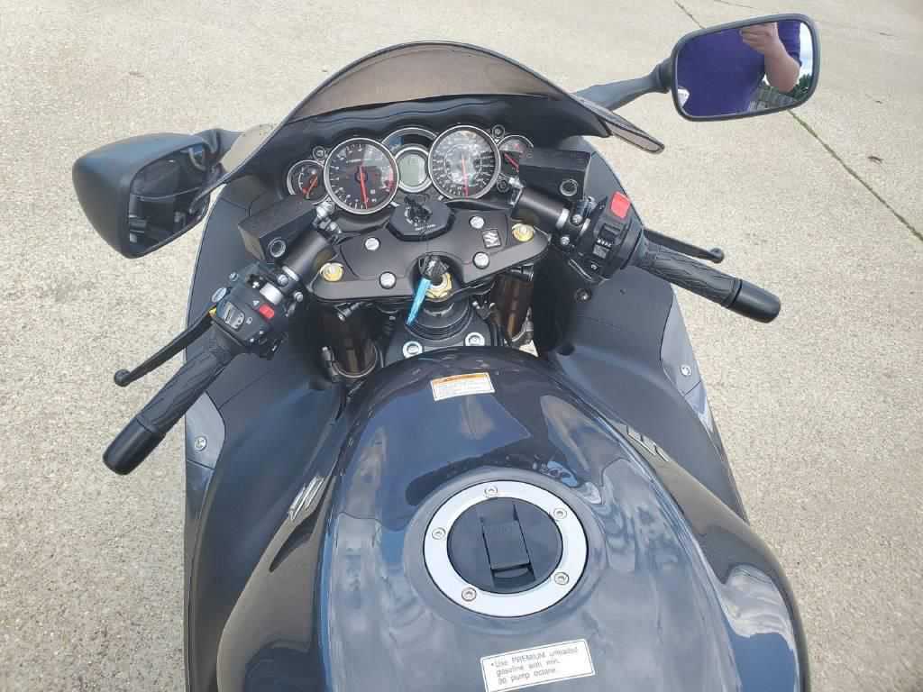 2020 Suzuki hayabusa, WhatsApp +971545790615